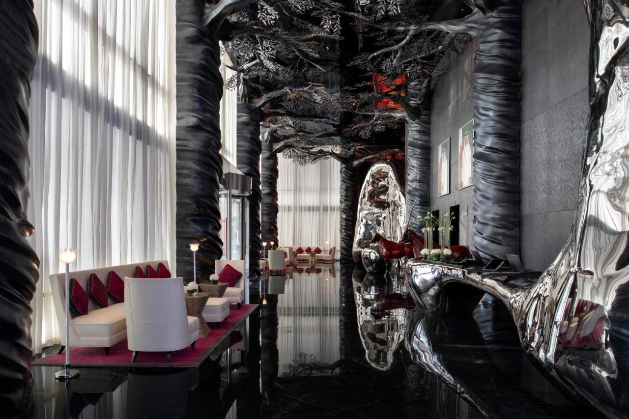 Banyan Tree Doha At La Cigale Mushaireb Zewnętrze zdjęcie The lobby of the hotel