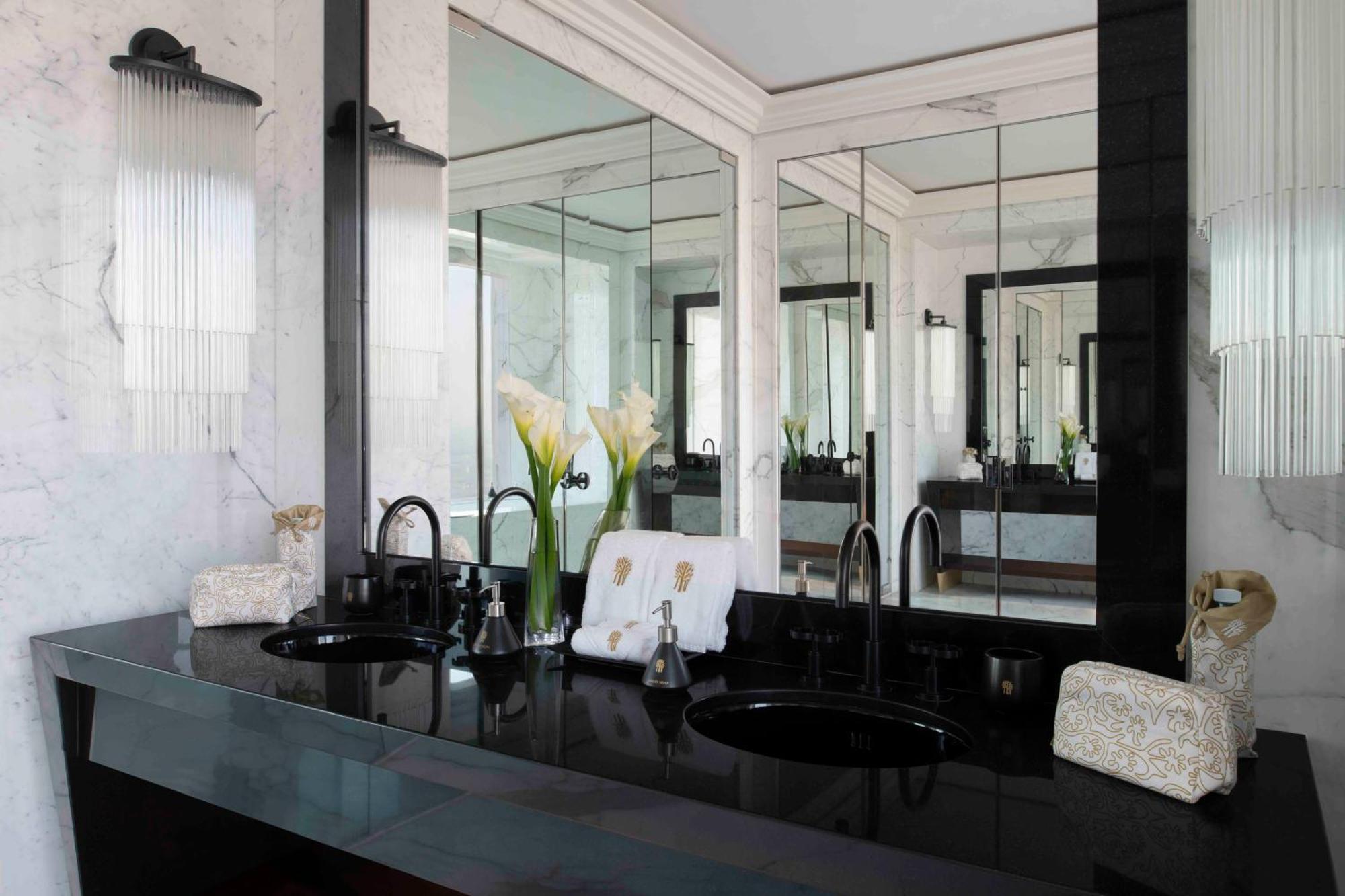 Banyan Tree Doha At La Cigale Mushaireb Zewnętrze zdjęcie Bathroom